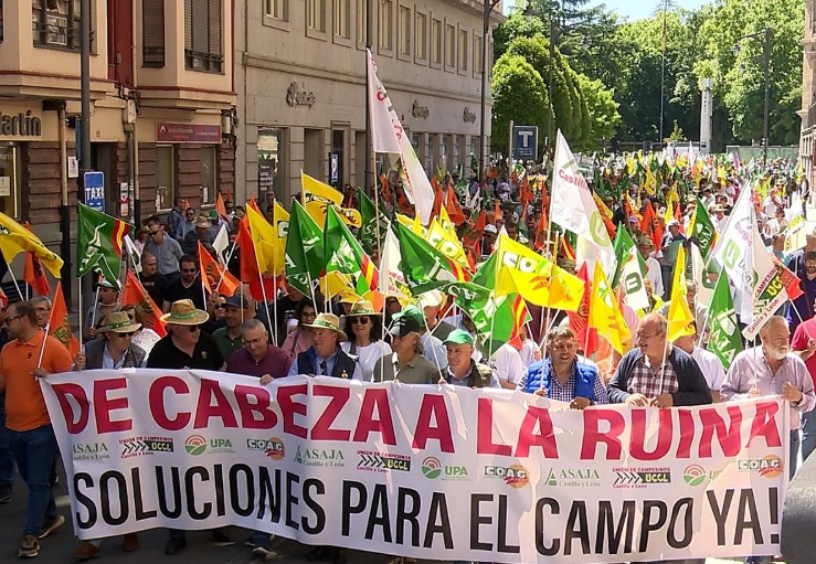 El campo lanza su 'SOS' «para salvar nuestras explotaciones»